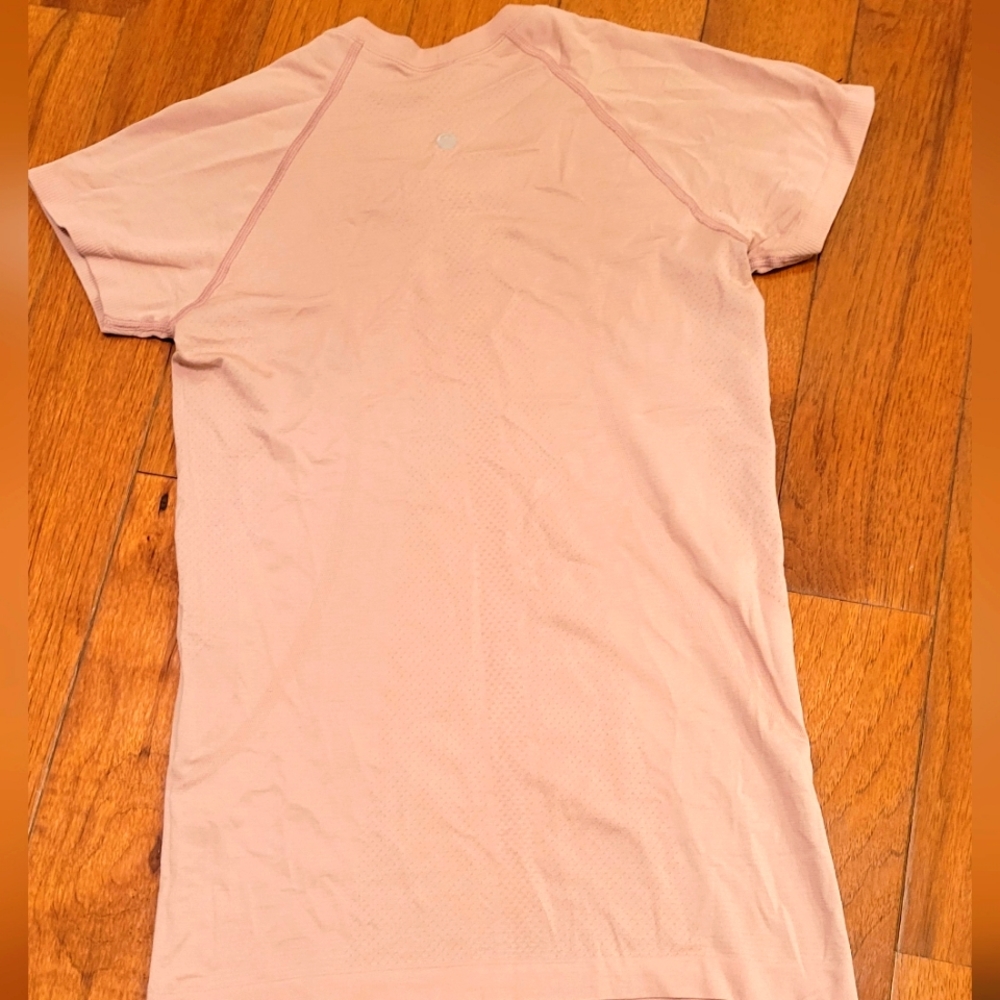 Swiftly tshirt size 6